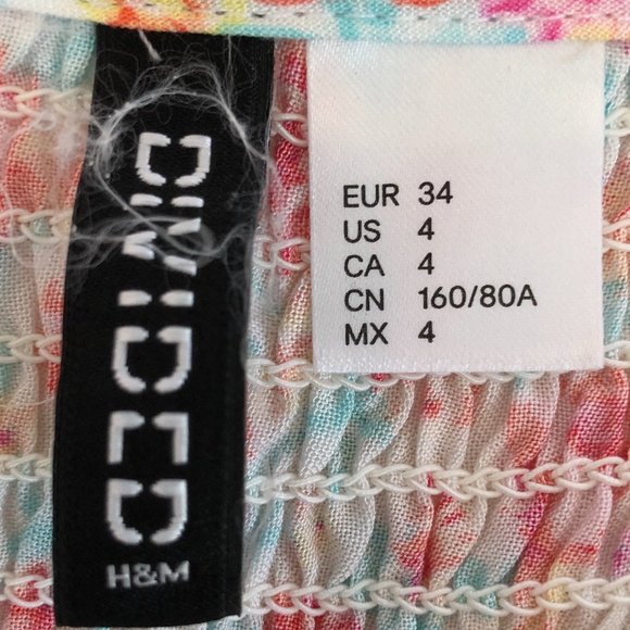 H&M Divided Floral Print Dress with Smocking - Picture 7 of 7